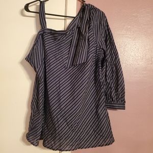 7th Avenue New York & Company Top